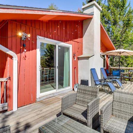 Lakefront Poconos Vacation Rental With Swim Dock! Long Pond Luaran gambar