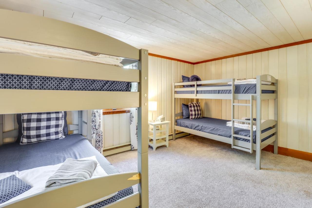 Lakefront Poconos Vacation Rental With Swim Dock! Long Pond Luaran gambar